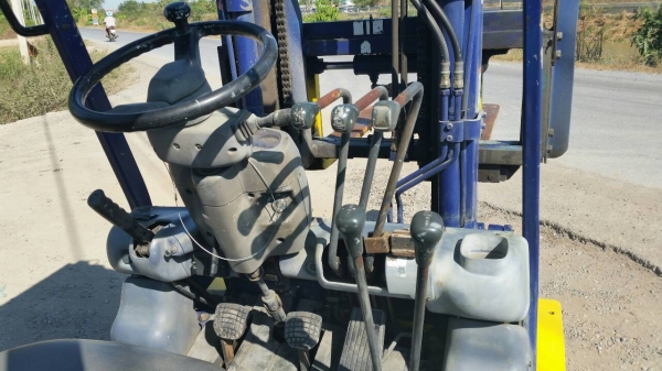 ขายด่วนรถยกKOMATSU FG20-14ยก2ตันงาสไลย์ซ้ายขวาเสาสูง3เมตรรถนอกนำเข้ายังไม่เคยใช้งานในเมืองไทยเลย ขายด่วนรถยกKOMATSU FG20-14ยก2ตันงาสไลย์ซ้ายขวาเสาสูง3เมตรรถนอกนำเข้ายังไม่เคยใช้งานในเมืองไทยเลย