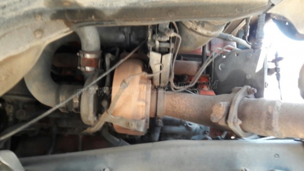 รถหัวลาก NISSAN DIESEL  ปีจดทะเบียน 2542  300 แรงม้า  เครื่อง 6SD1 เกียร์ฟูเลอร์