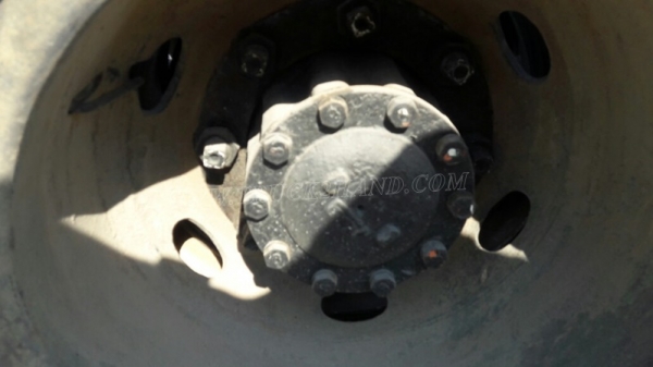 รถหัวลาก NISSAN DIESEL  ปีจดทะเบียน 2542  300 แรงม้า  เครื่อง 6SD1 เกียร์ฟูเลอร์