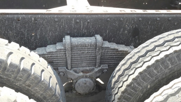 รถหัวลาก NISSAN DIESEL  ปีจดทะเบียน 2542  300 แรงม้า  เครื่อง 6SD1 เกียร์ฟูเลอร์