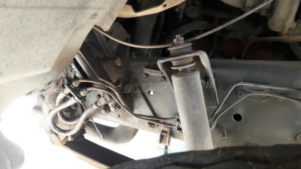 รถหัวลาก NISSAN DIESEL  ปีจดทะเบียน 2542  300 แรงม้า  เครื่อง 6SD1 เกียร์ฟูเลอร์