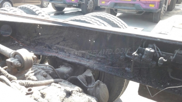 รถหัวลาก NISSAN DIESEL  ปีจดทะเบียน 2542  300 แรงม้า  เครื่อง 6SD1 เกียร์ฟูเลอร์