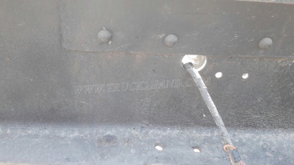 รถหัวลาก NISSAN DIESEL  ปีจดทะเบียน 2542  300 แรงม้า  เครื่อง 6SD1 เกียร์ฟูเลอร์