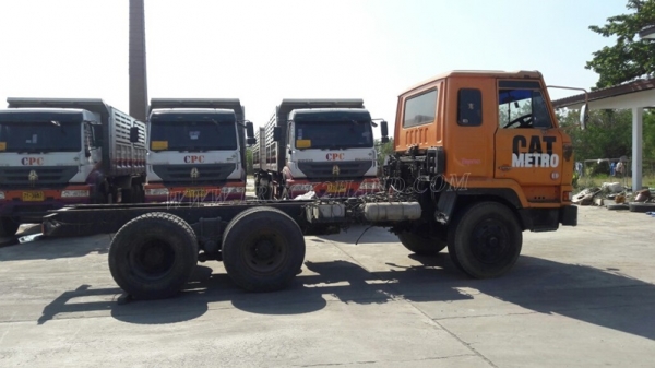 รถหัวลาก NISSAN DIESEL  ปีจดทะเบียน 2542  300 แรงม้า  เครื่อง 6SD1 เกียร์ฟูเลอร์