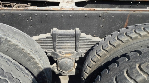 รถหัวลาก NISSAN DIESEL  ปีจดทะเบียน 2542  300 แรงม้า  เครื่อง 6SD1 เกียร์ฟูเลอร์