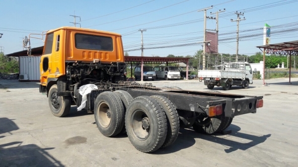 รถหัวลาก NISSAN DIESEL  ปีจดทะเบียน 2542  300 แรงม้า  เครื่อง 6SD1 เกียร์ฟูเลอร์