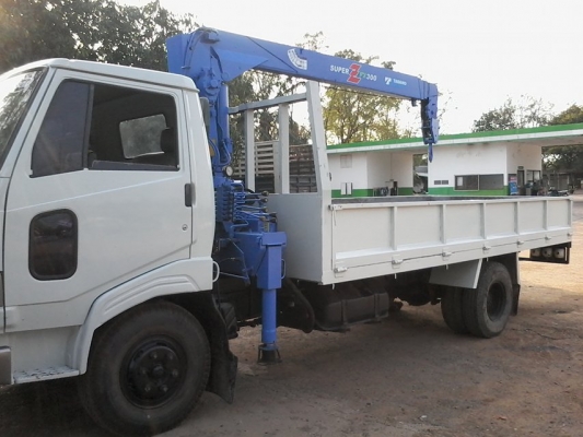 หกล้อติดเครนทาดาโน่