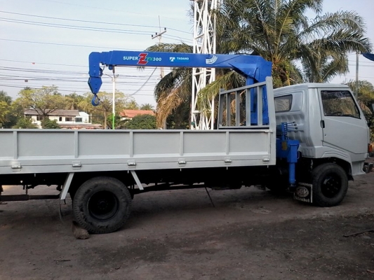 หกล้อติดเครนทาดาโน่