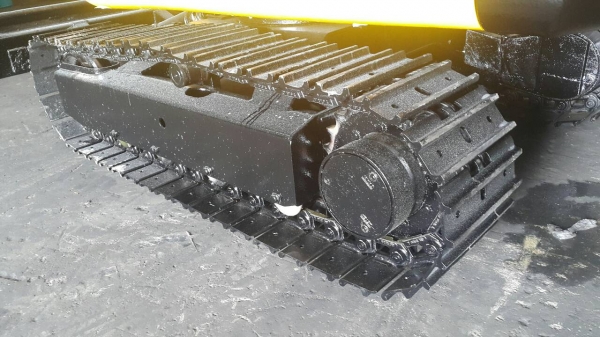 ขาย รถขุด KOBELCO รุ่น SK027 มือสองญี่ปุ่น แทรกเหล็ก สลักแน่น มีไลน์ใส่ หัวกระแทกได้ มือถือ /LINE ID : 0818753444