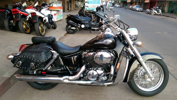 ขายคับ HONDA SHADOW CLASSIC 400 ปี2000 เดิมๆ สีสวยๆ กระเป๋าข้าง กันล้ม อินวอยส์ สรรพสามิตรราคา 98500 บาท สนใจติดต่อ 081-0578282 คับ ส่งได้ทั่วไทยคับ สนใจติดต่อ 081-0578282 FACEBOOK ชาญณรงค์ ป๊อป ชัยอมฤต ไอดีไลน์ POPBIGBIKESAKON คับ สนใจรถสวย ถูก ดี ต้อง P