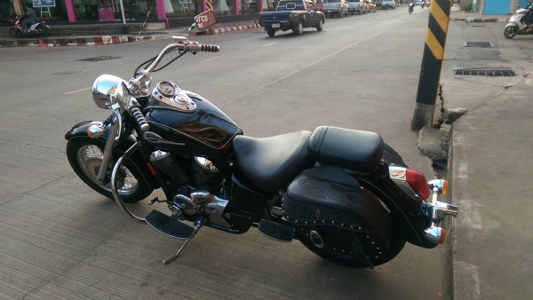 ขายคับ HONDA SHADOW CLASSIC 400 ปี2000 เดิมๆ สีสวยๆ กระเป๋าข้าง กันล้ม อินวอยส์ สรรพสามิตรราคา 98500 บาท สนใจติดต่อ 081-0578282 คับ ส่งได้ทั่วไทยคับ สนใจติดต่อ 081-0578282 FACEBOOK ชาญณรงค์ ป๊อป ชัยอมฤต ไอดีไลน์ POPBIGBIKESAKON คับ สนใจรถสวย ถูก ดี ต้อง P