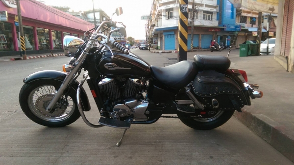 ขายคับ HONDA SHADOW CLASSIC 400 ปี2000 เดิมๆ สีสวยๆ กระเป๋าข้าง กันล้ม อินวอยส์ สรรพสามิตรราคา 98500 บาท สนใจติดต่อ 081-0578282 คับ ส่งได้ทั่วไทยคับ สนใจติดต่อ 081-0578282 FACEBOOK ชาญณรงค์ ป๊อป ชัยอมฤต ไอดีไลน์ POPBIGBIKESAKON คับ สนใจรถสวย ถูก ดี ต้อง P