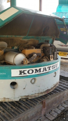 ขายด่วน รถตักดิน PC 50 uu-1เก่านอก 6เดือน ขายด่วน รถตักดิน PC 50 uu-1เก่านอก 6เดือน