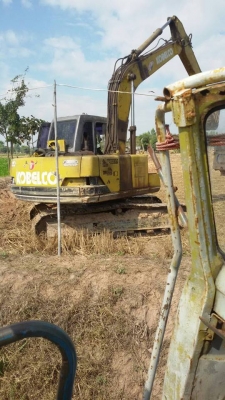 ขายรถขุดโกเบลโก sk120-3 มาร์คทรี ไฟฟ้าตัด เครื่องดี ปั๊มผ่าใหม่ ช่วงล่างดี สภาพพร้อมทำงาน เอวดี