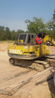 ขายรถขุดโกเบลโก sk120-3 มาร์คทรี ไฟฟ้าตัด เครื่องดี ปั๊มผ่าใหม่ ช่วงล่างดี สภาพพร้อมทำงาน เอวดี