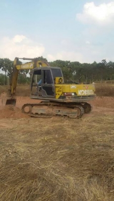 ขายรถขุดโกเบลโก sk120-3 มาร์คทรี ไฟฟ้าตัด เครื่องดี ปั๊มผ่าใหม่ ช่วงล่างดี สภาพพร้อมทำงาน เอวดี