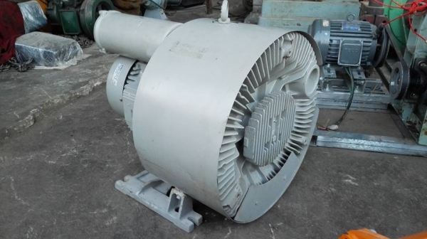 ** SOLD ** Ring Blower ดูด-เป่าอากาศ SIEMENS GERMANY 10 HP. 380V. ของใหม่ 100\% ไม่เคยโดนไฟ แกะออกจากลัง มาเทสก่อนได้!!