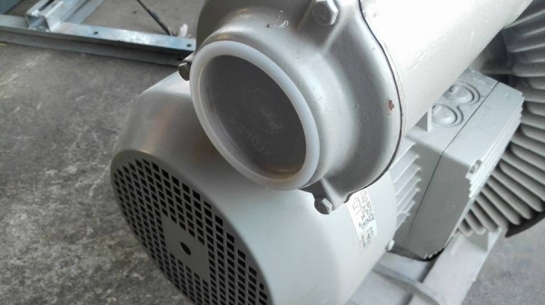 ** SOLD ** Ring Blower ดูด-เป่าอากาศ SIEMENS GERMANY 10 HP. 380V. ของใหม่ 100\% ไม่เคยโดนไฟ แกะออกจากลัง มาเทสก่อนได้!!