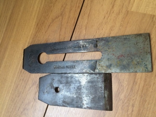 ขายใบกบเหล็กตรากระทิงแพ็คคู่2ใบ2แบบ2ยี่ห้องานเก่าGERMANY