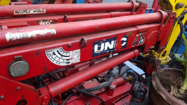 เครน UNIC 100V Turbo