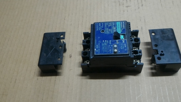 เบรกเกอร์ mitsubishi  รุ่น NV30 - CS ขนาด 15 A. จากญี่ปุ่น มีระบบตัดการทำงานจากการช็อท กระแสเกิน