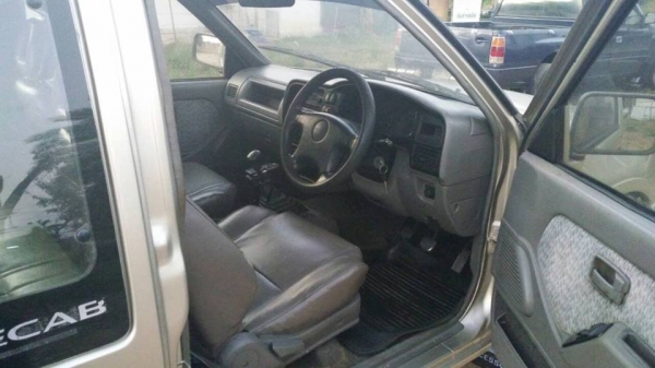 !!! ขายด่วน รถบ้านแท้ ISUZU DRAGON EYE ปี 40 รุ่นท๊อป SLX 2.8 CC !!!