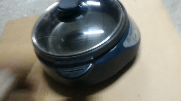 กะทะไฟฟ้าจากญี่ปุ่น ยี่ห้อ SANYO ตัวกะทะทำจากไทเทเนียมเคลื่อบอย่างดีแข็งแรงกว่ากะทะทั่วไป