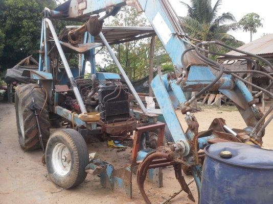 ขาย รถไถพร้อมคีบถูกๆเอาไปทำต่อเอง