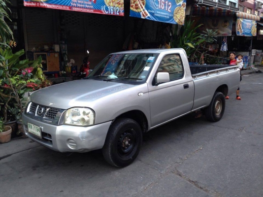 ขายนิสสันฟรอนเทีย ปี 06 เครื่อง yd25 turbo เสริมแหนบบรรทุก แอร์เย็นมาก เพลงเพราะ จัดไฟแนนซ์เต็มพิกัต