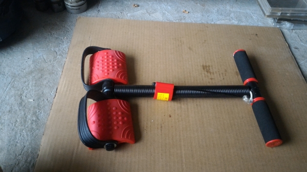 ชุดสปริงดึงเพื่อต้านทานการออกกำลังกาย ให้ร่างกายแข็งแรง ใช้เท้าเหยียบแล้วใช้มือดึง