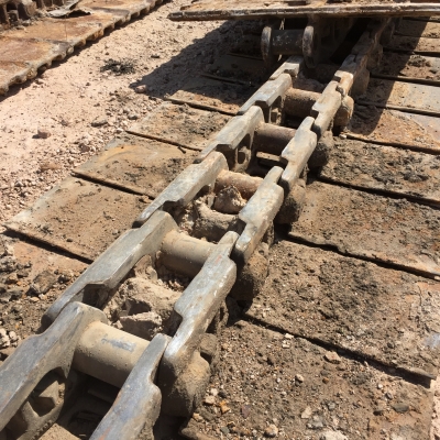 โซ่พร้อมแผ่น..ของ SK200-3 /// มาร์คทรี สภาพยังเกือบใหม่ (โซ่3เดือน)