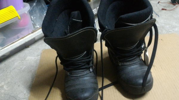 รองเท้าของใหม่สวยๆได้มาจากญี่ปุ่น POWDER STICK รุ่น PSMB - 8100