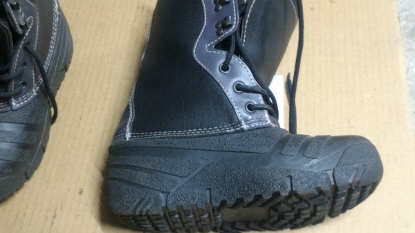 รองเท้าของใหม่สวยๆได้มาจากญี่ปุ่น POWDER STICK รุ่น PSMB - 8100