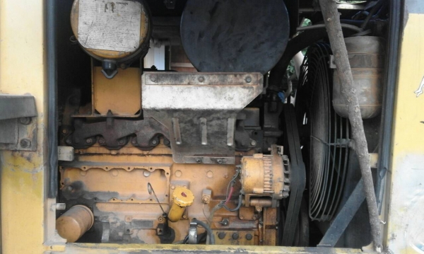 รถตักล้อยาง WA100-3...ของKomatsu รถงานอยู่ สภาพดี ยางก็ดี