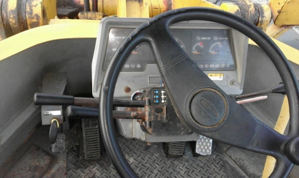 รถตักล้อยาง WA100-3...ของKomatsu รถงานอยู่ สภาพดี ยางก็ดี