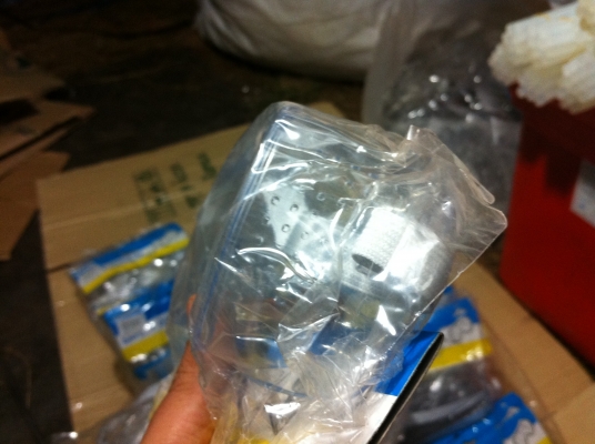 ขายแว่นกันสะเก็ด ขายแว่นกันสะเก็ด