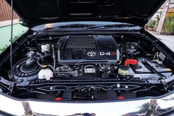 2013 TOYOTA FORTUNER 3.0V AT 2WD Navi สภาพน้องๆป้ายแดงไม่เคยชนรับประกัน เกียร์ออโต้ดีเซล ราคาถูก 2013 TOYOTA FORTUNER 3.0V AT 2WD Navi สภาพน้องๆป้ายแดงไม่เคยชนรับประกัน เกียร์ออโต้ดีเซล ราคาถูก