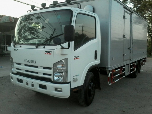 ขายISUZU NQR175หน้าตึกยูโร3จดปี56ไมล์น้อยตู้แห้งยาว5.50เมตร