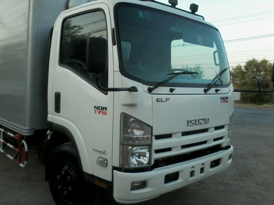 ขายISUZU NQR175หน้าตึกยูโร3จดปี56ไมล์น้อยตู้แห้งยาว5.50เมตร