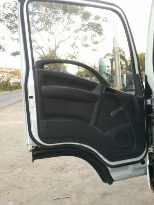 ขายISUZU NQR175หน้าตึกยูโร3จดปี56ไมล์น้อยตู้แห้งยาว5.50เมตร