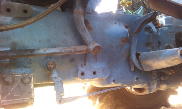 ขาย 468000 FORD6600เต็มตัว T5ติดคีบพร้อมใบตัก เล่มทะเบียนพร้อม ขาย 468000 FORD6600เต็มตัว T5ติดคีบพร้อมใบตัก เล่มทะเบียนพร้อม