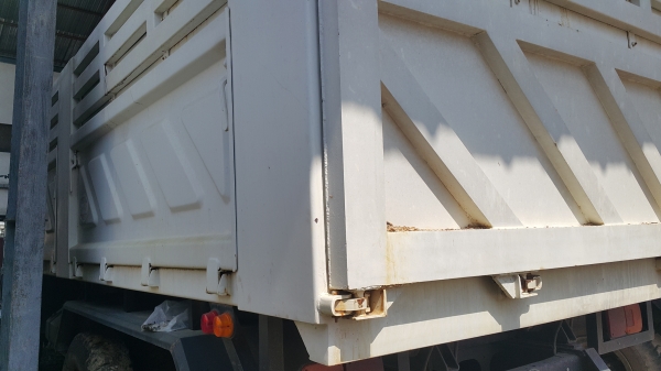 Hino fm3m หัวเปลี่ยน เครื่องเดิม กระบะดั้มใหม่