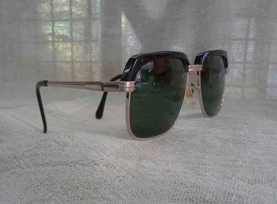 แว่นตาคลับมาสเตอร์ที่สวยที่สุดในโลก  WANT made in USA