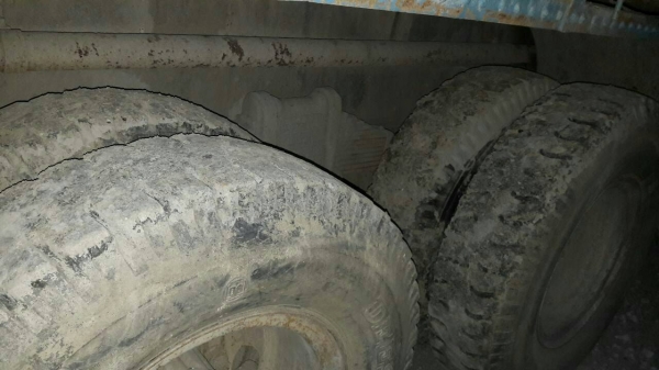 ขาย 465,000 ISUZU ROCKY 2 เพลา สโลว์กลาง เครื่อง 6HE1-195 แรง  หัวบาง ยางดี คัสชีสวย เล่มทะเบียน 090-772-3710 090-772-3708