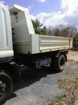 ขายดาวน์..หรือขายตัดสด 6ล้อดั้ม 240แรงISUZU FTR.. ปี2556 ไมล์137600 กิโล. รถสวยเดิมๆ