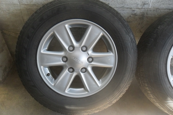 ล้อแม็ก16นิ้ว6รู อีซูสุ พร้อมยาง สวยๆ 4 ล้อ ราคา 7900 บาท