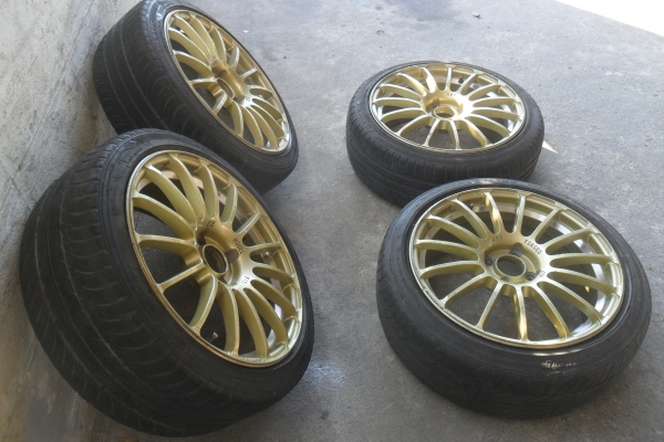 ล้อแม็ก17นิ้ว4รู100 พร้อมยาง สวยๆ 4 ล้อ ราคา 6750 บาท ล้อแม็ก17นิ้ว4รู100 พร้อมยาง สวยๆ 4 ล้อ ราคา 6750 บาท