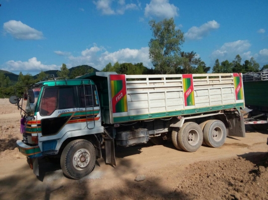 ต้องการขายรถ18ล้อพ่วงแม่ลูกดั๊ม