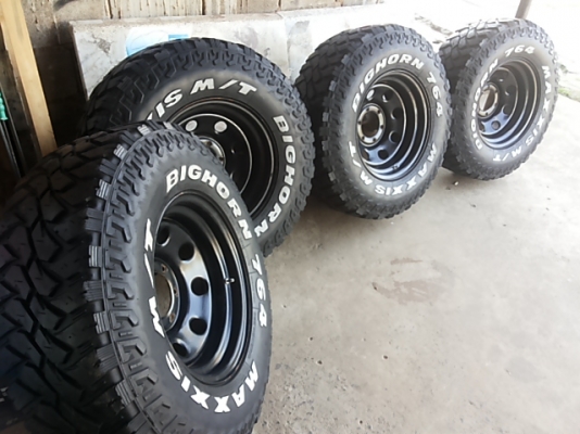 ล้อ rock แท้16"&times;8"off-30 พร้อมยาง mud 265/75/16 ดอกเหลือๆ