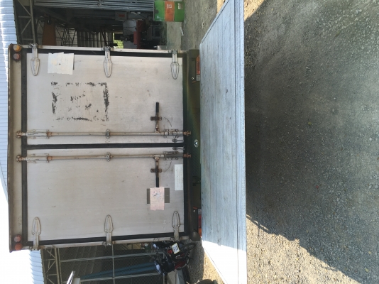 รับติดตั้งลิฟท์ฝาท้าย